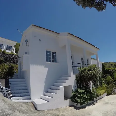 Aldeia Da Encosta Velas