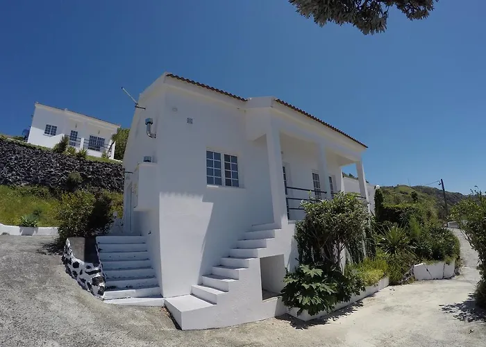 Aldeia Da Encosta Velas